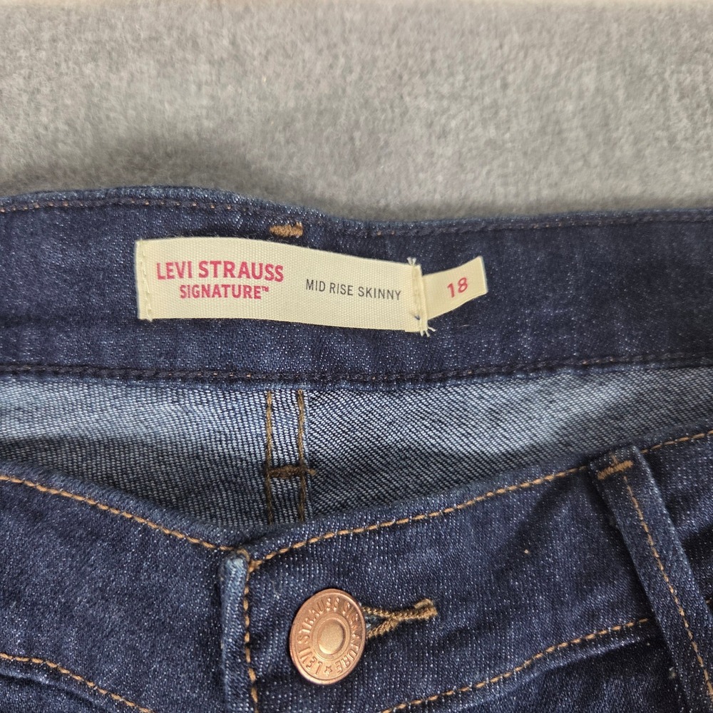 Levi Strauss Signature Mid Rise Skinny Jeans Womens 18M Dark Blue NWT 84540-0121 - Picture 3 of 14